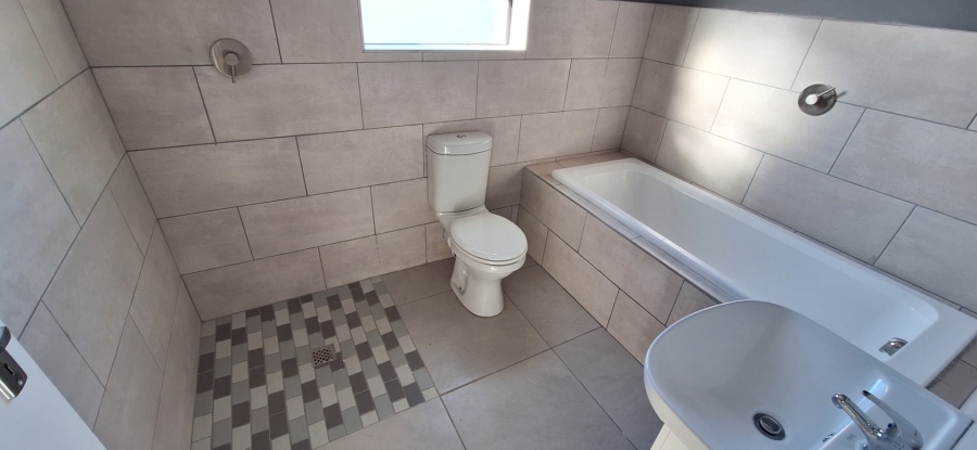 3 Bedroom Property for Sale in Albertinia Western Cape